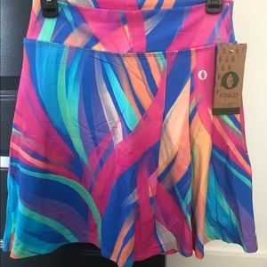 Dona Jo skort size M